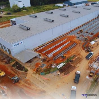 Na TERCROSS, a terraplenagem é mais do que uma técnica; é a busca pela perfeição.